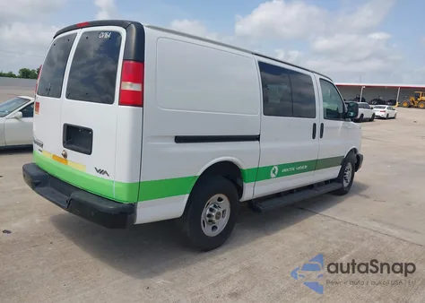 2014 Chevrolet Express 2500 Work Van из США, поврежденный, VIN 1GCWGFCA1E1160368